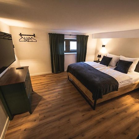 Eifellodge - Am Roten Sandberg พรุม ภายนอก รูปภาพ